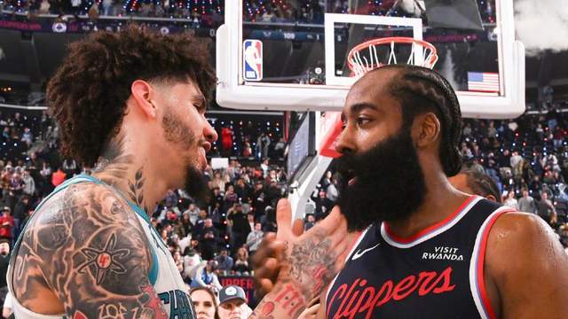 乐鱼体育在线娱乐-冲4连胜！快船3人缺席，奇才特雷杨赛前决定，卢谈祖巴茨需要时间