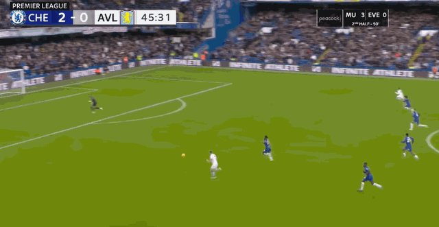 1733070193650036991.gif 麦金.gif